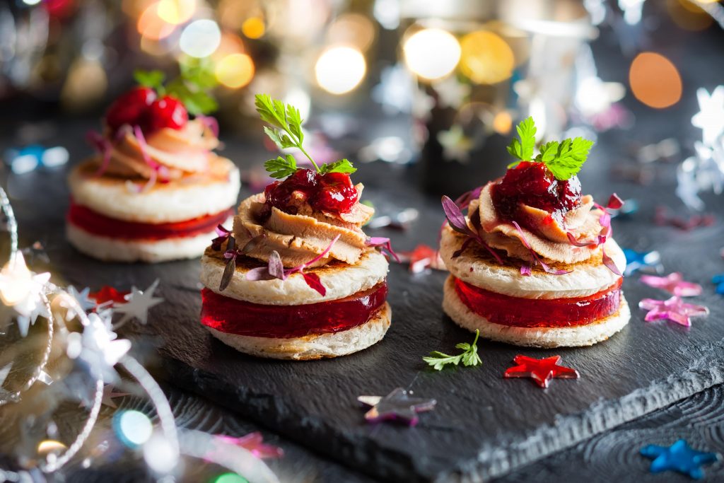 Festive appetizer with foie gras, cranberry chutney and jelly to illustrate Festive Gourmet Hampers Christmas Incentives | Element